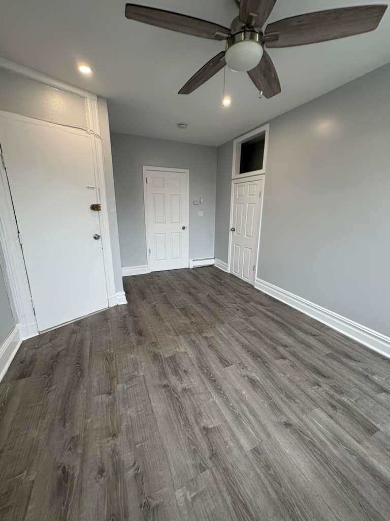 146 GRACE ST Unit: 2R