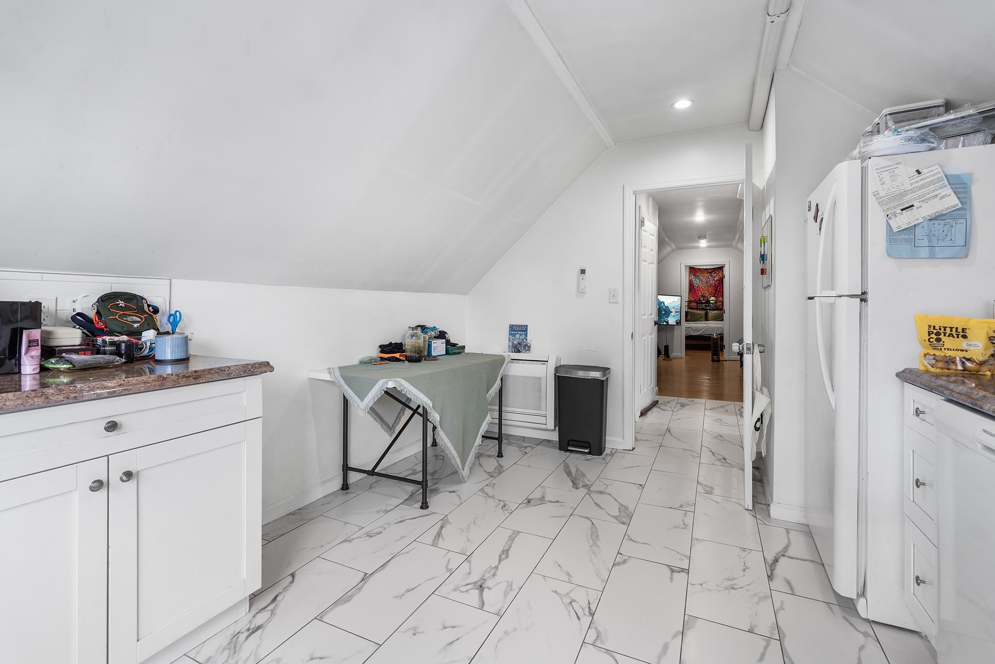 198 DANFORTH AVE