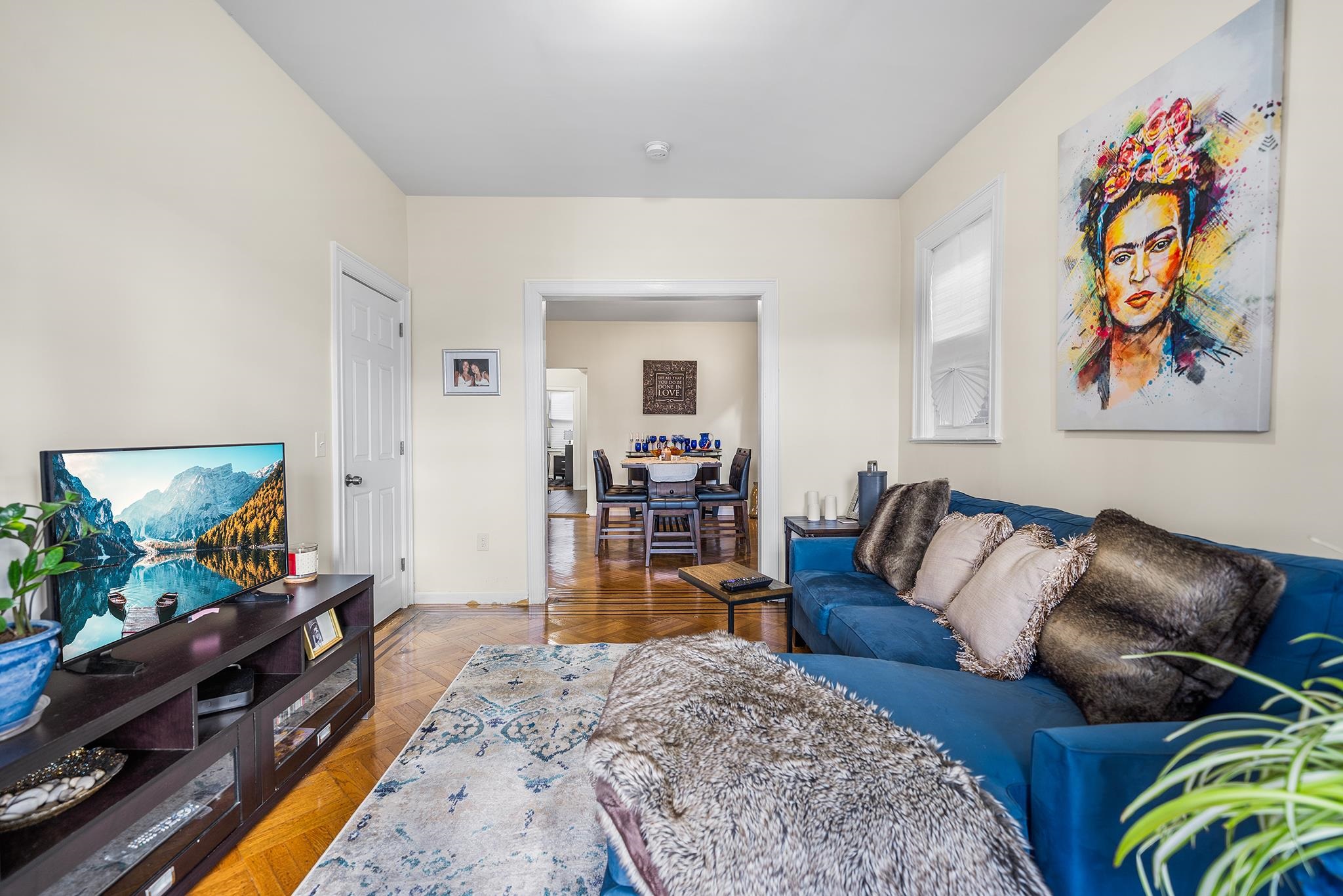 198 DANFORTH AVE