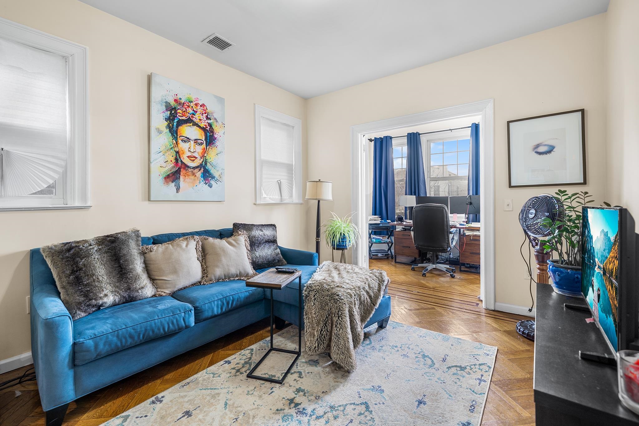 198 DANFORTH AVE