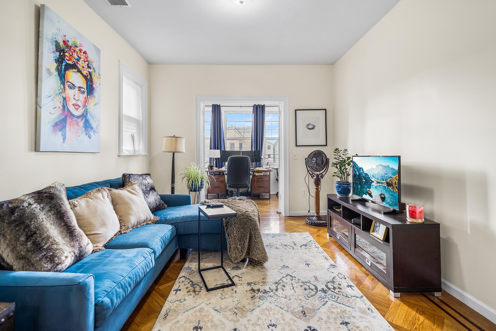 198 DANFORTH AVE