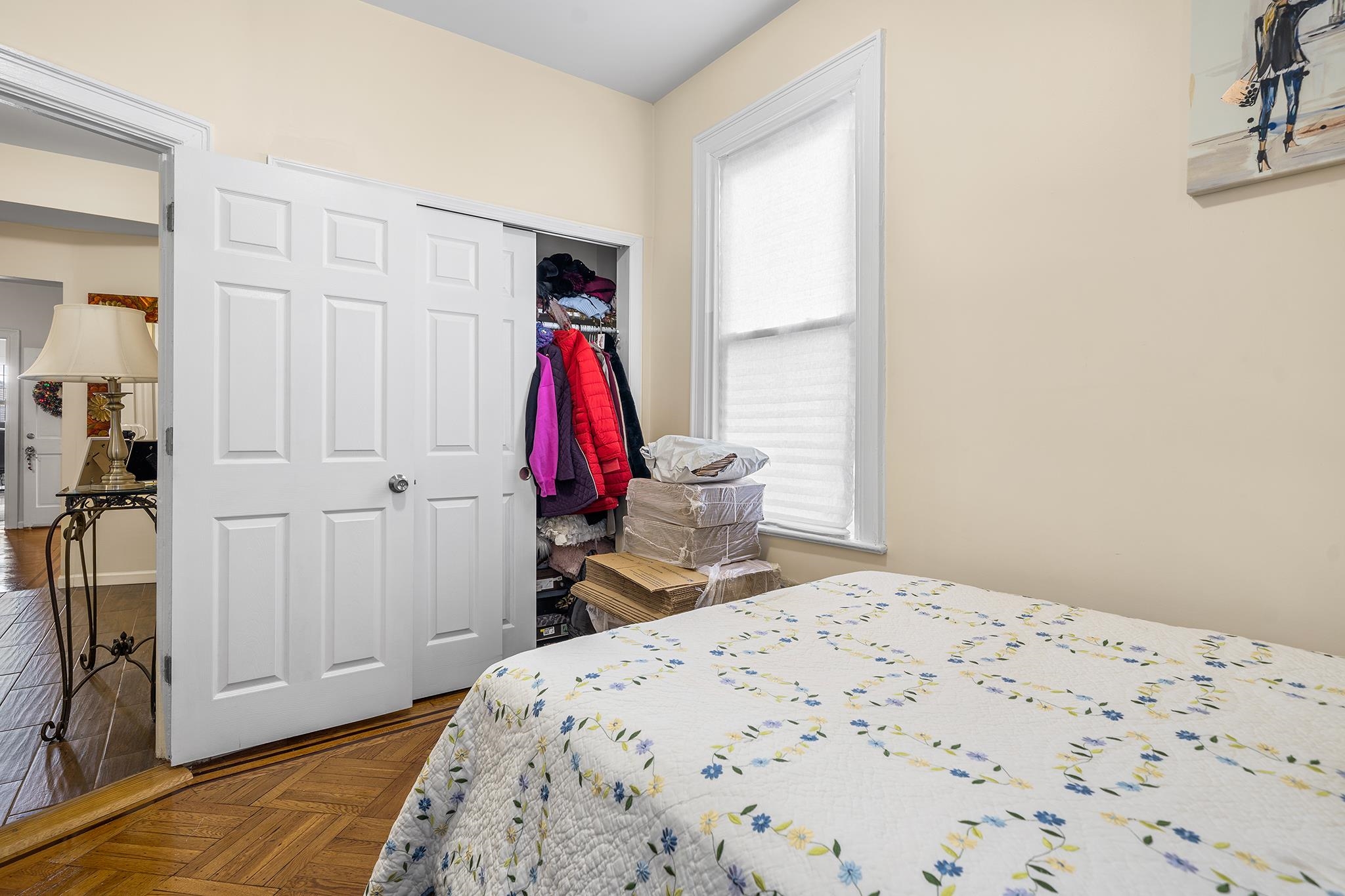 198 DANFORTH AVE