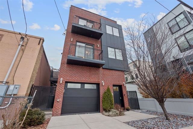 48 WEST 18TH ST Unit: 2