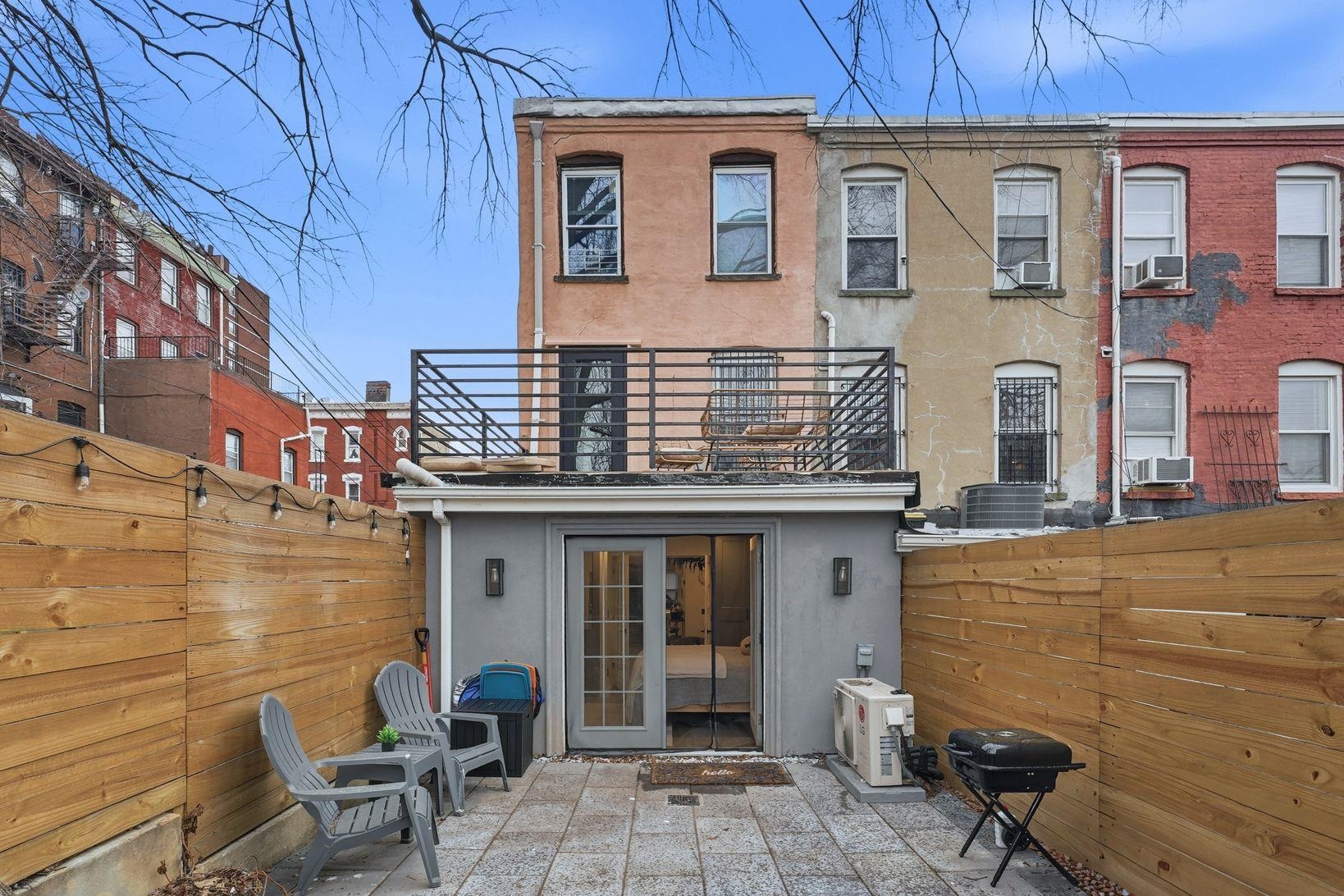 85 UNION ST