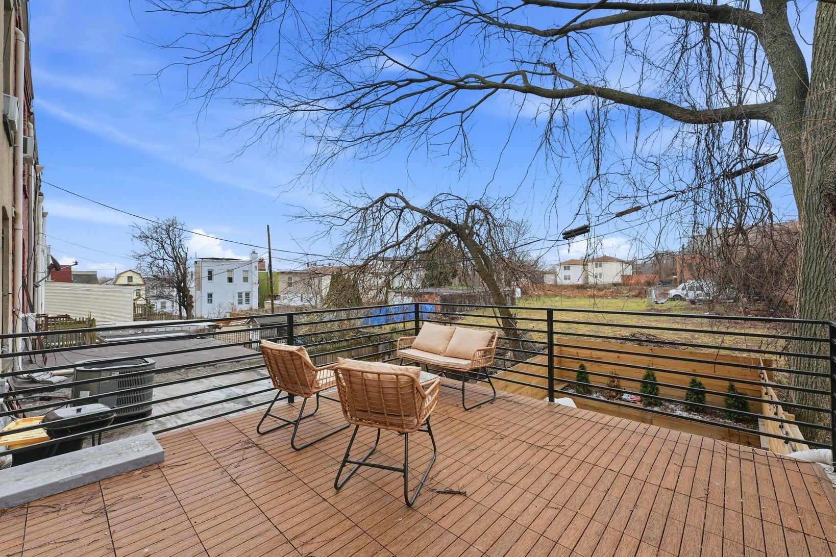 85 UNION ST