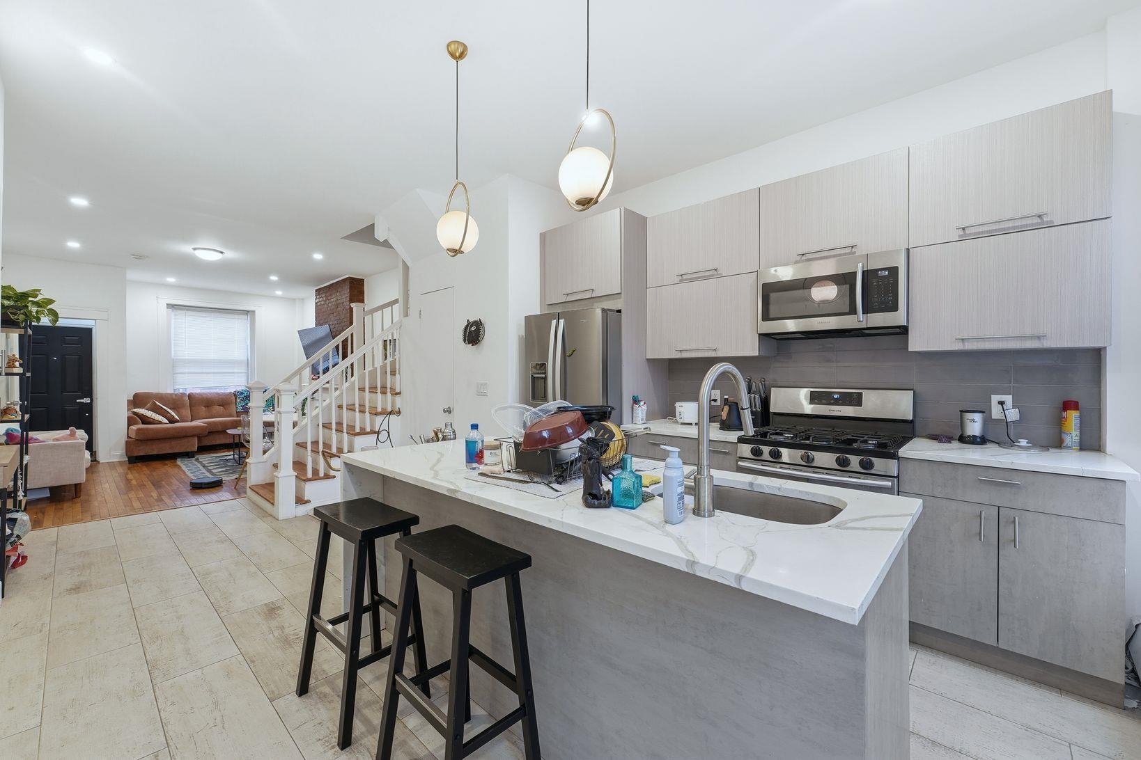85 UNION ST