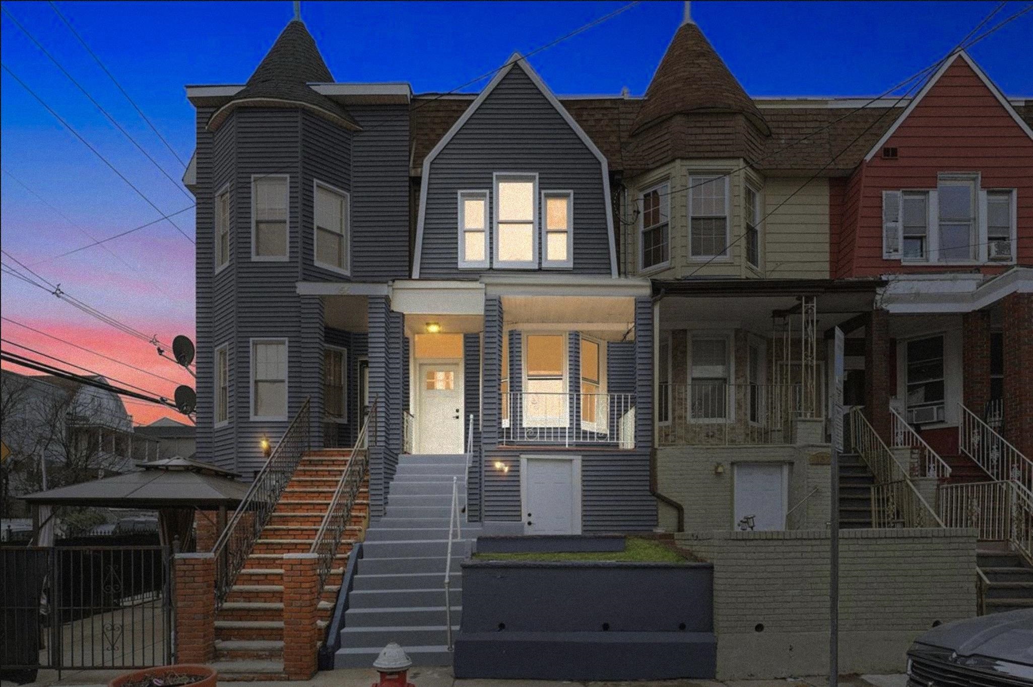 155 1/2 ARLINGTON AVE