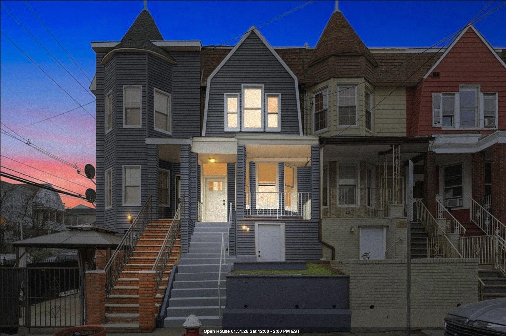 155 1/2 ARLINGTON AVE