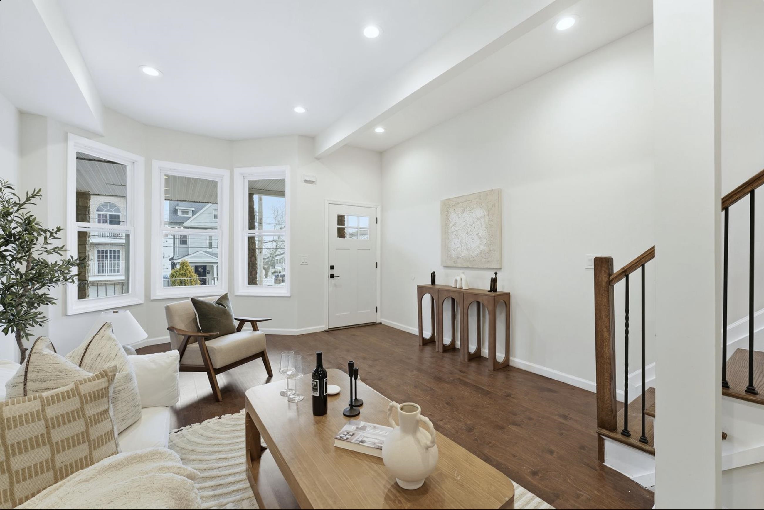 155 1/2 ARLINGTON AVE