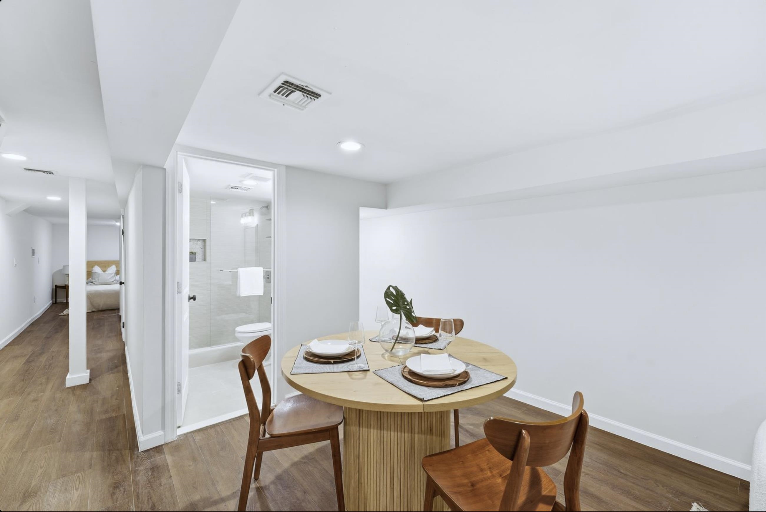 155 1/2 ARLINGTON AVE