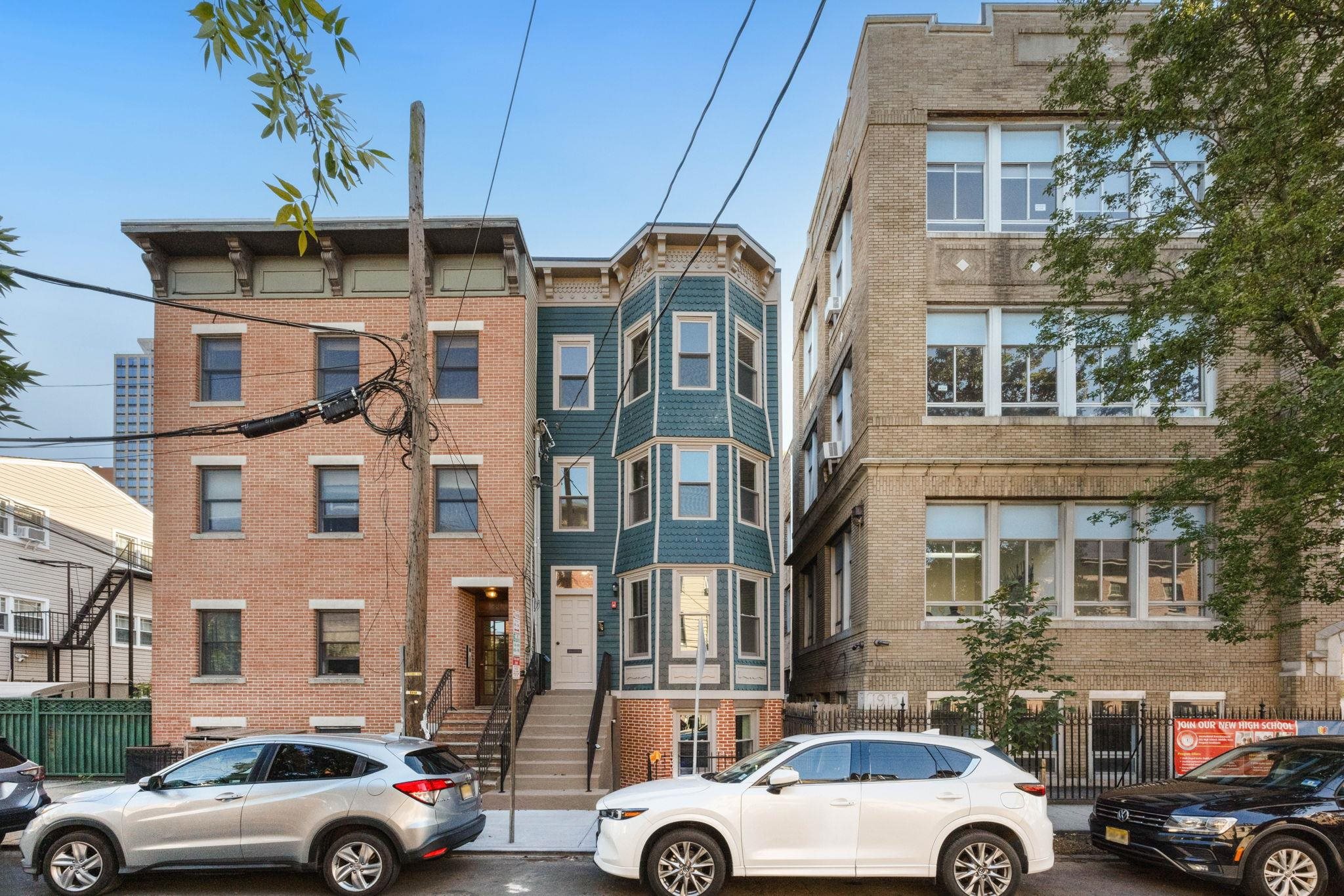 203 3RD ST Unit: 1