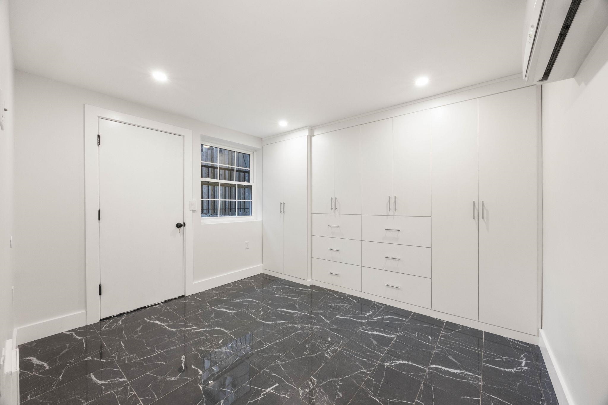 203 3RD ST Unit: 1