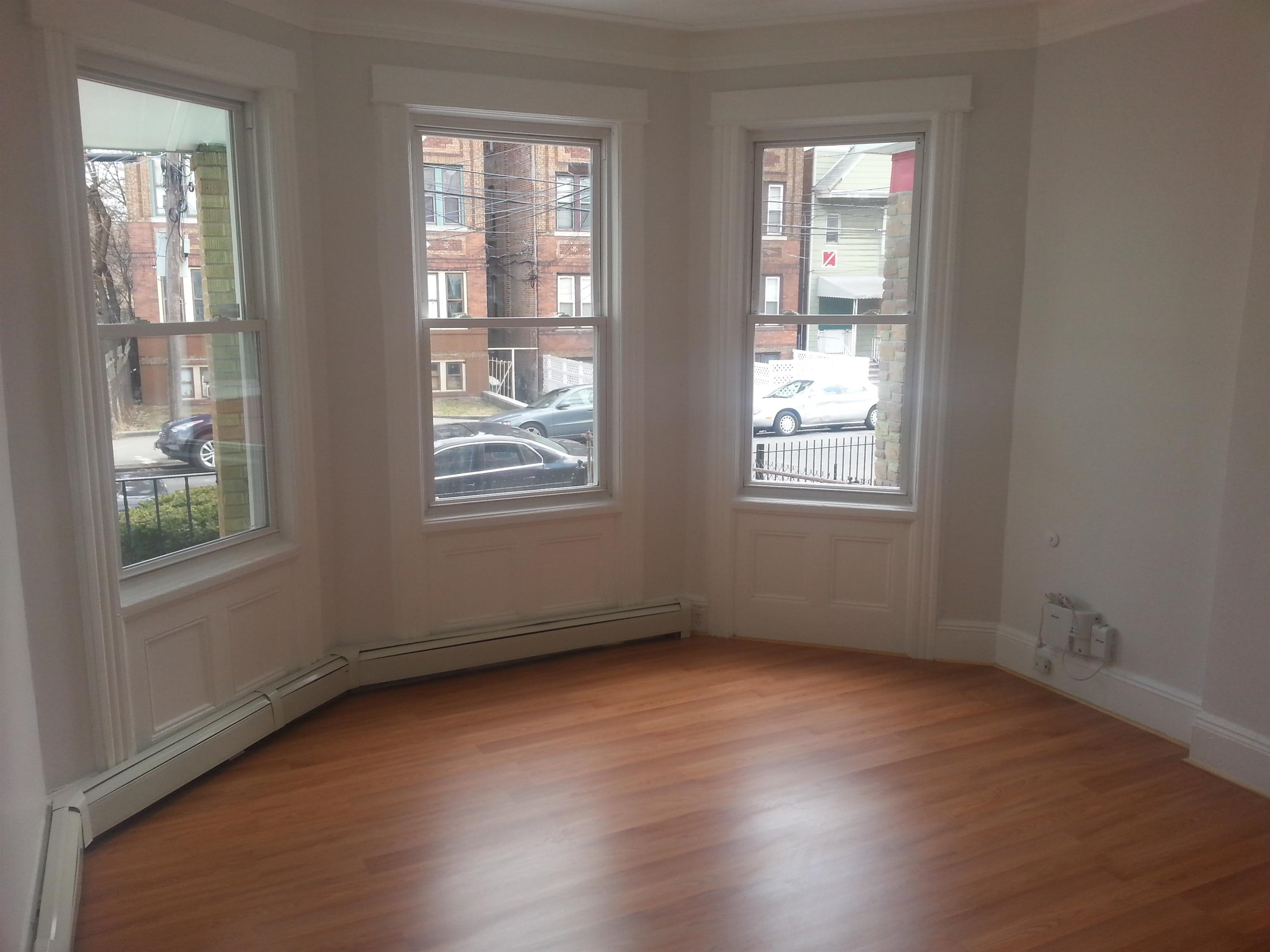73 RUTGERS AVE