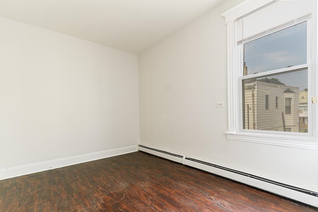 73 RUTGERS AVE
