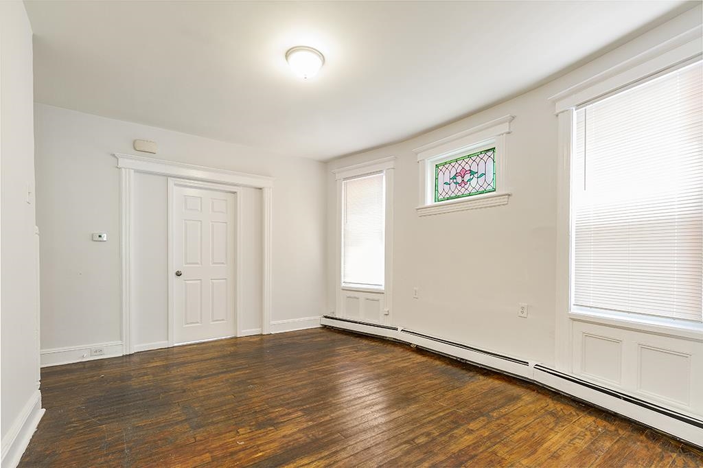 73 RUTGERS AVE