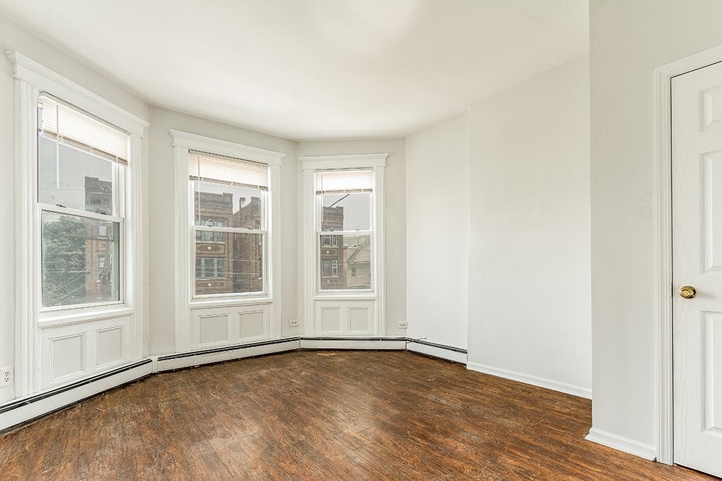 73 RUTGERS AVE
