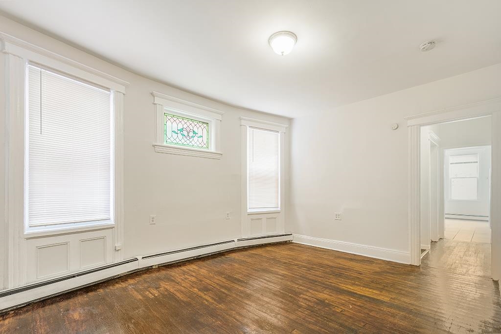 73 RUTGERS AVE