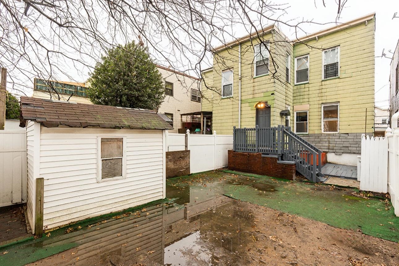 342 AVENUE E