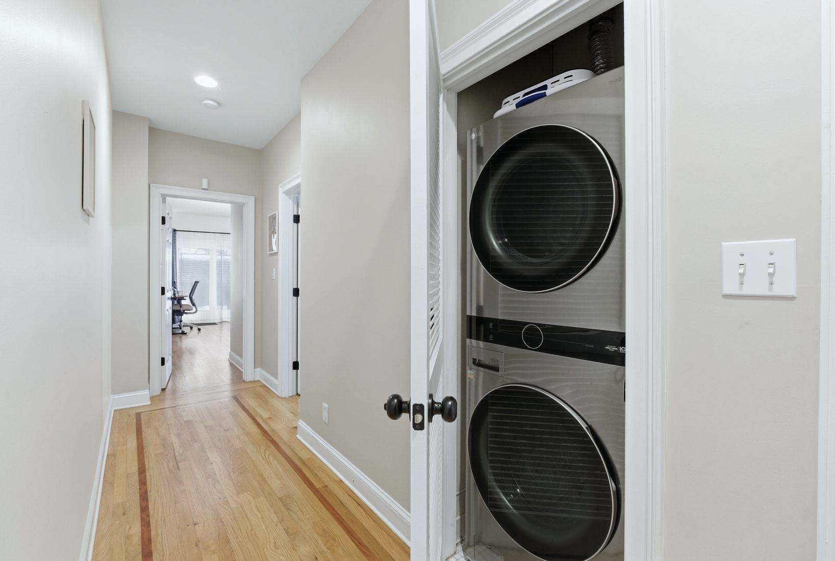 303 MANHATTAN AVE Unit: 1