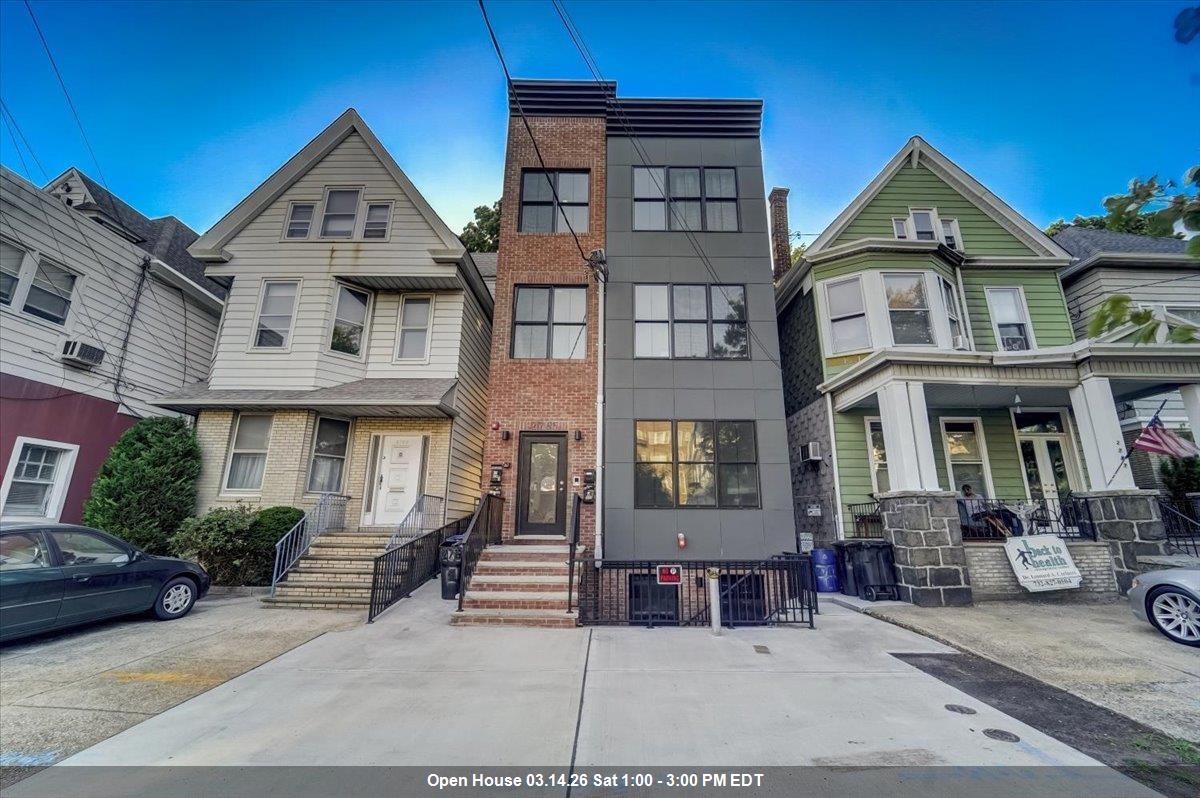 2765 KENNEDY BLVD Unit: 1