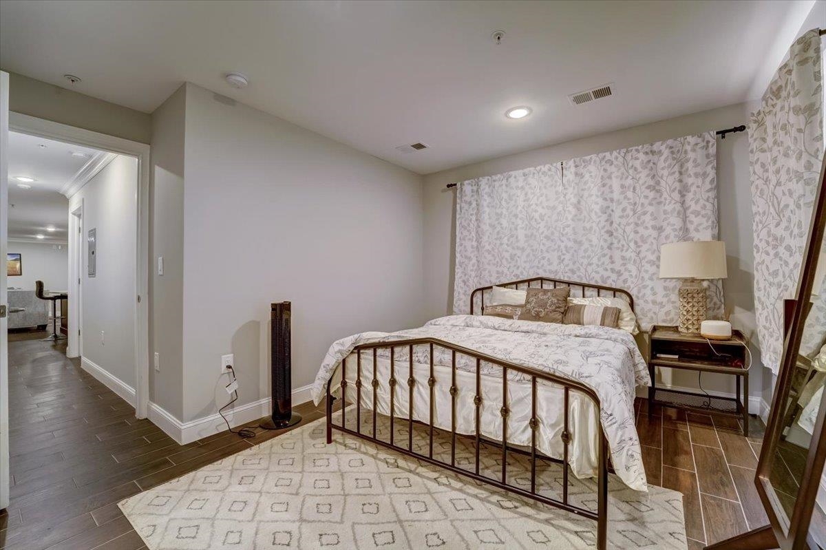 2765 KENNEDY BLVD Unit: 1