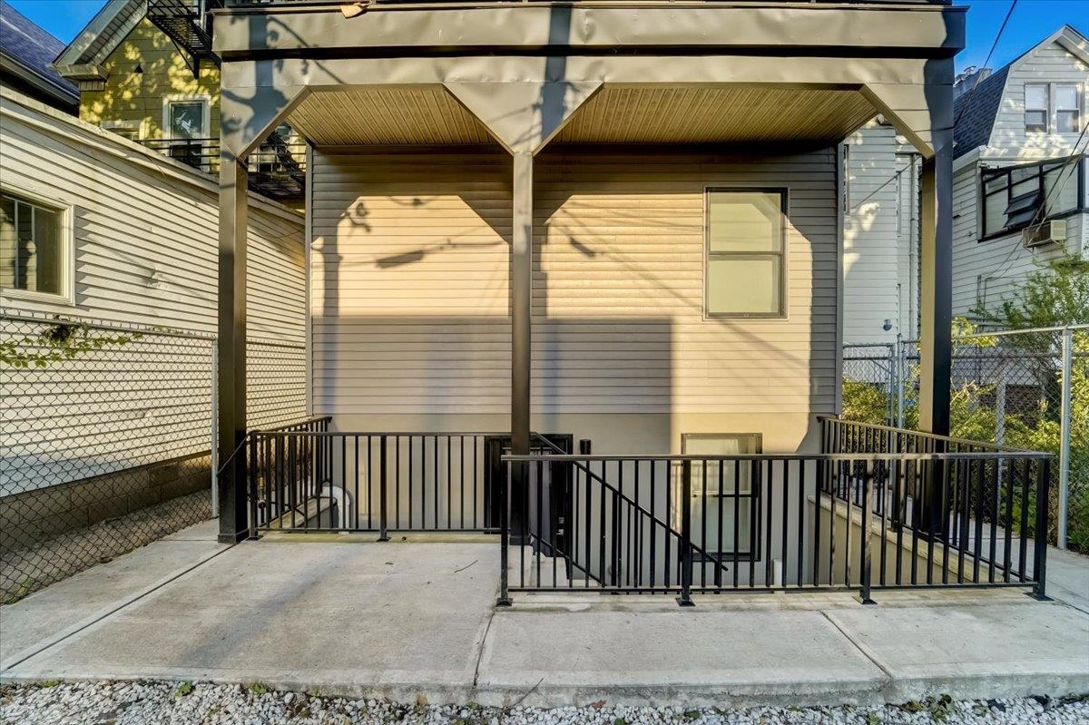 2765 KENNEDY BLVD Unit: 1