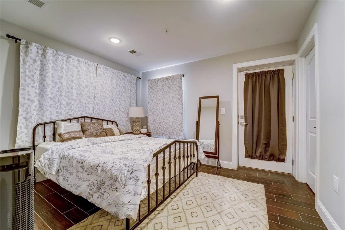 2765 KENNEDY BLVD Unit: 1