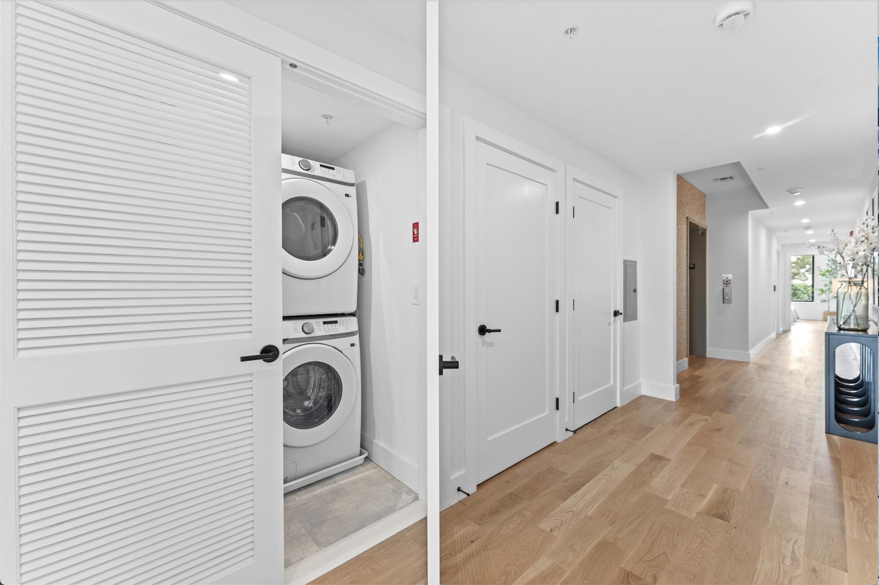 433 CENTRAL AVE Unit: Penthouse 4