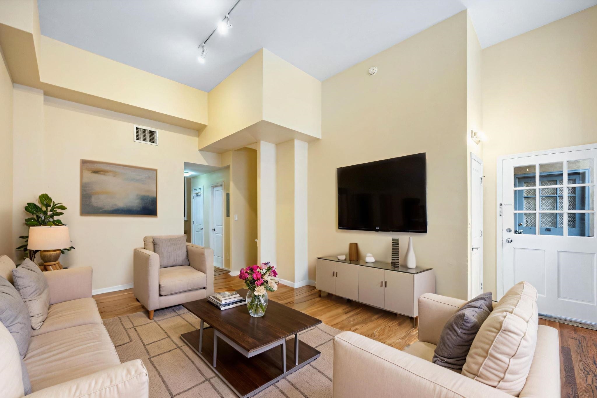 341 MONMOUTH ST Unit: D-104