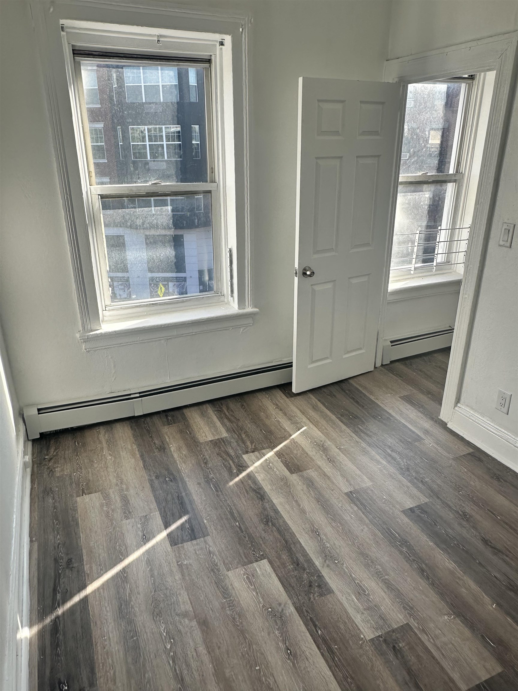 340 2ND ST Unit: 4