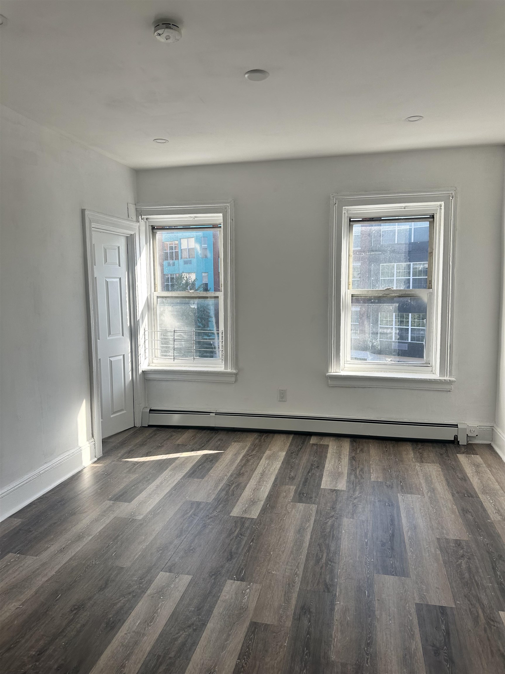 340 2ND ST Unit: 4