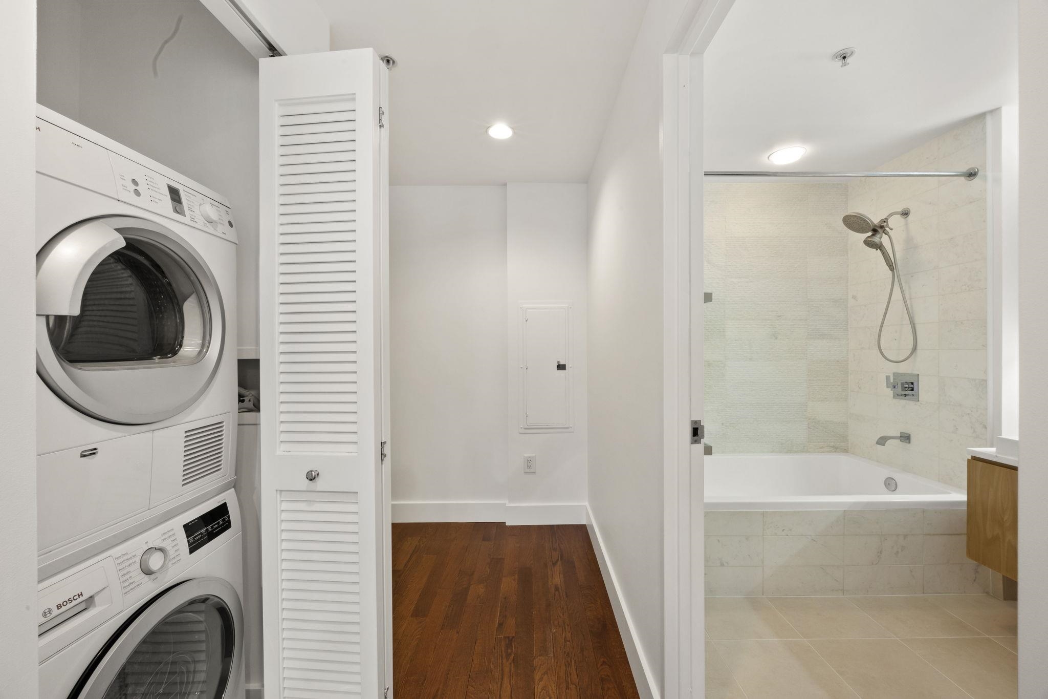 77 HUDSON ST Unit: 2513