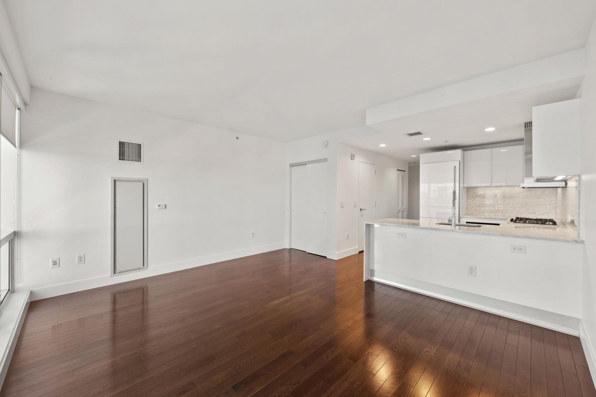 77 HUDSON ST Unit: 2513