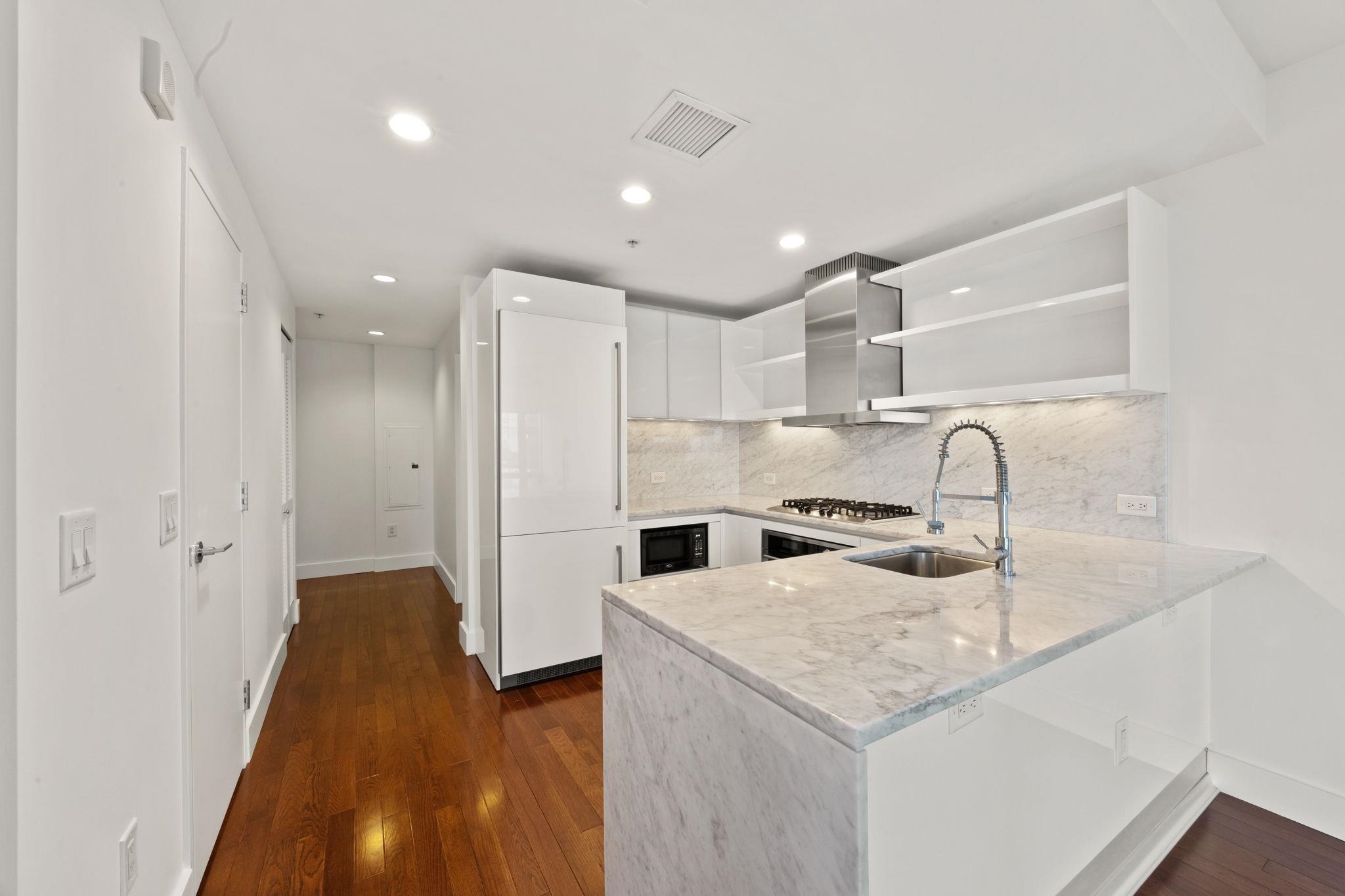 77 HUDSON ST Unit: 2513