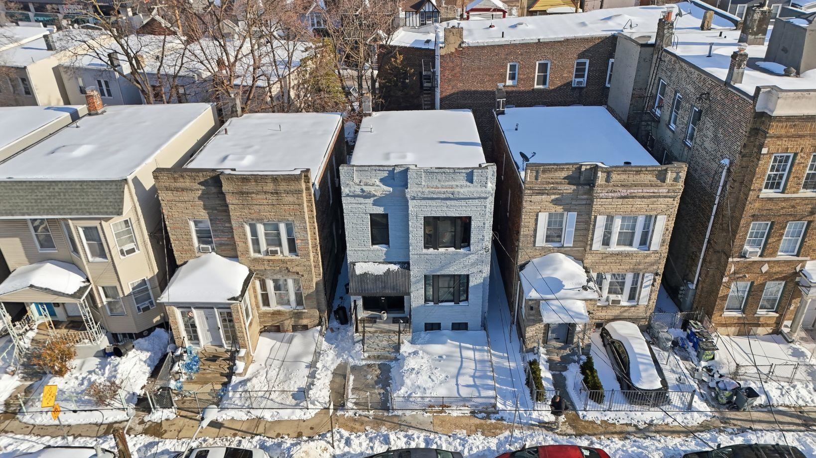 42 RANDOLPH AVE