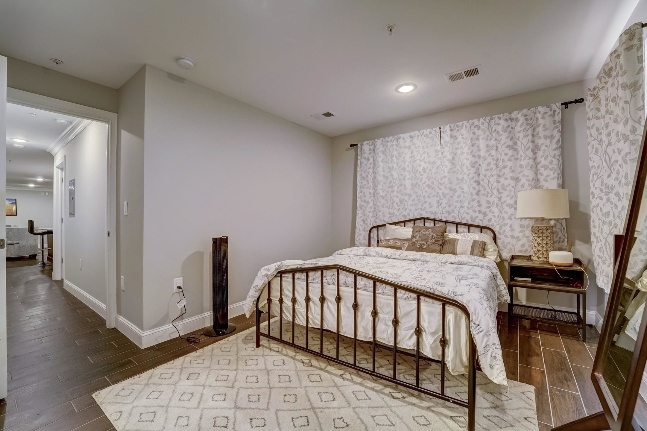 2765 KENNEDY BLVD Unit: 1