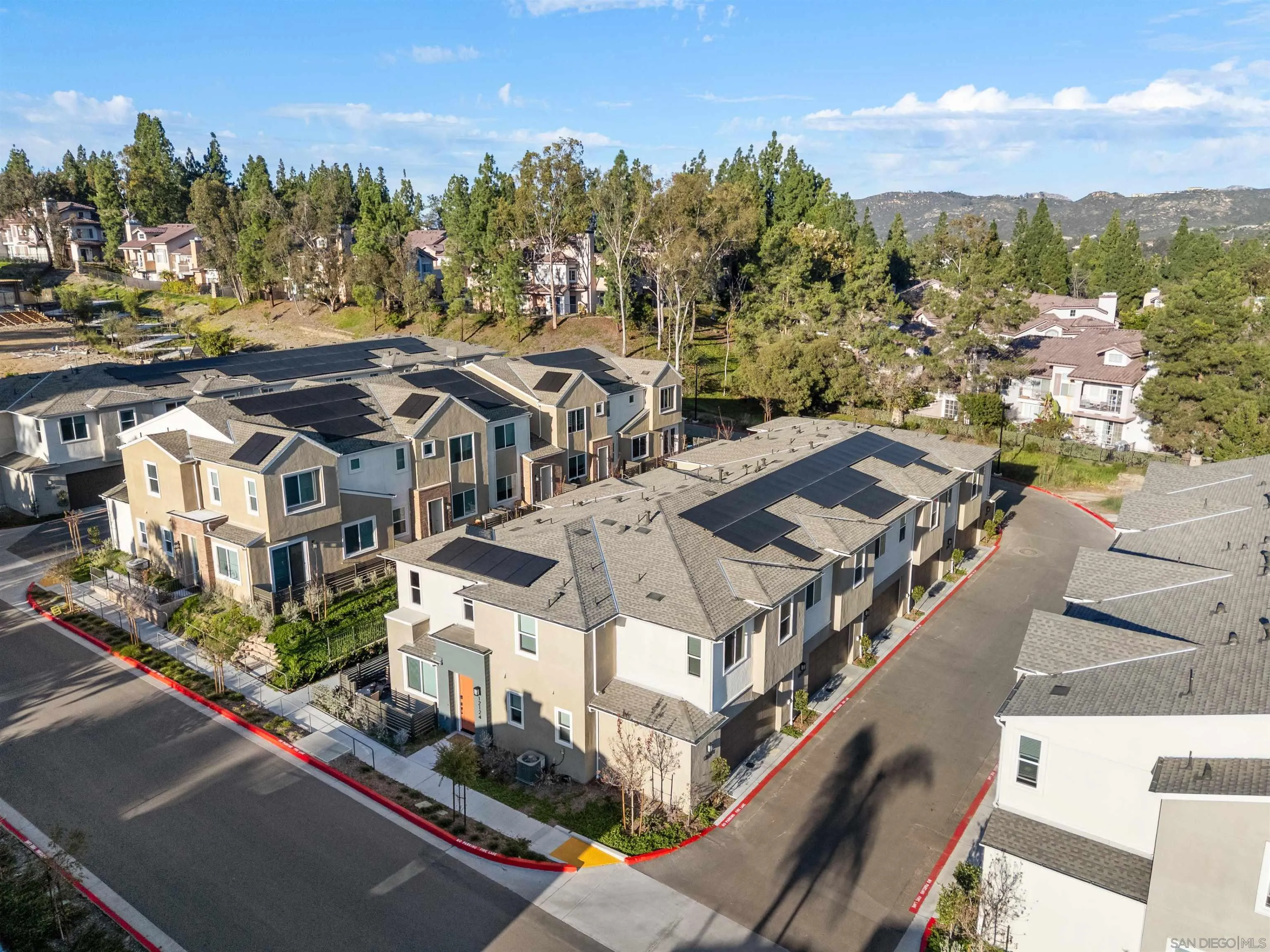 12124 Riley Ln