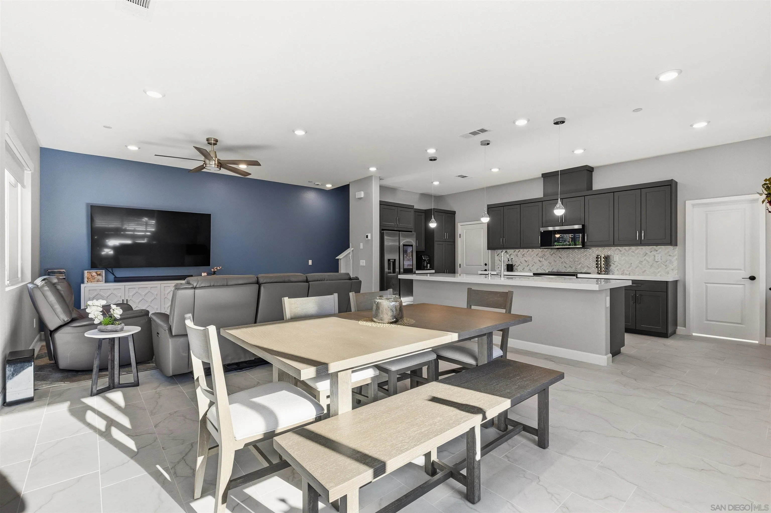 12124 Riley Ln