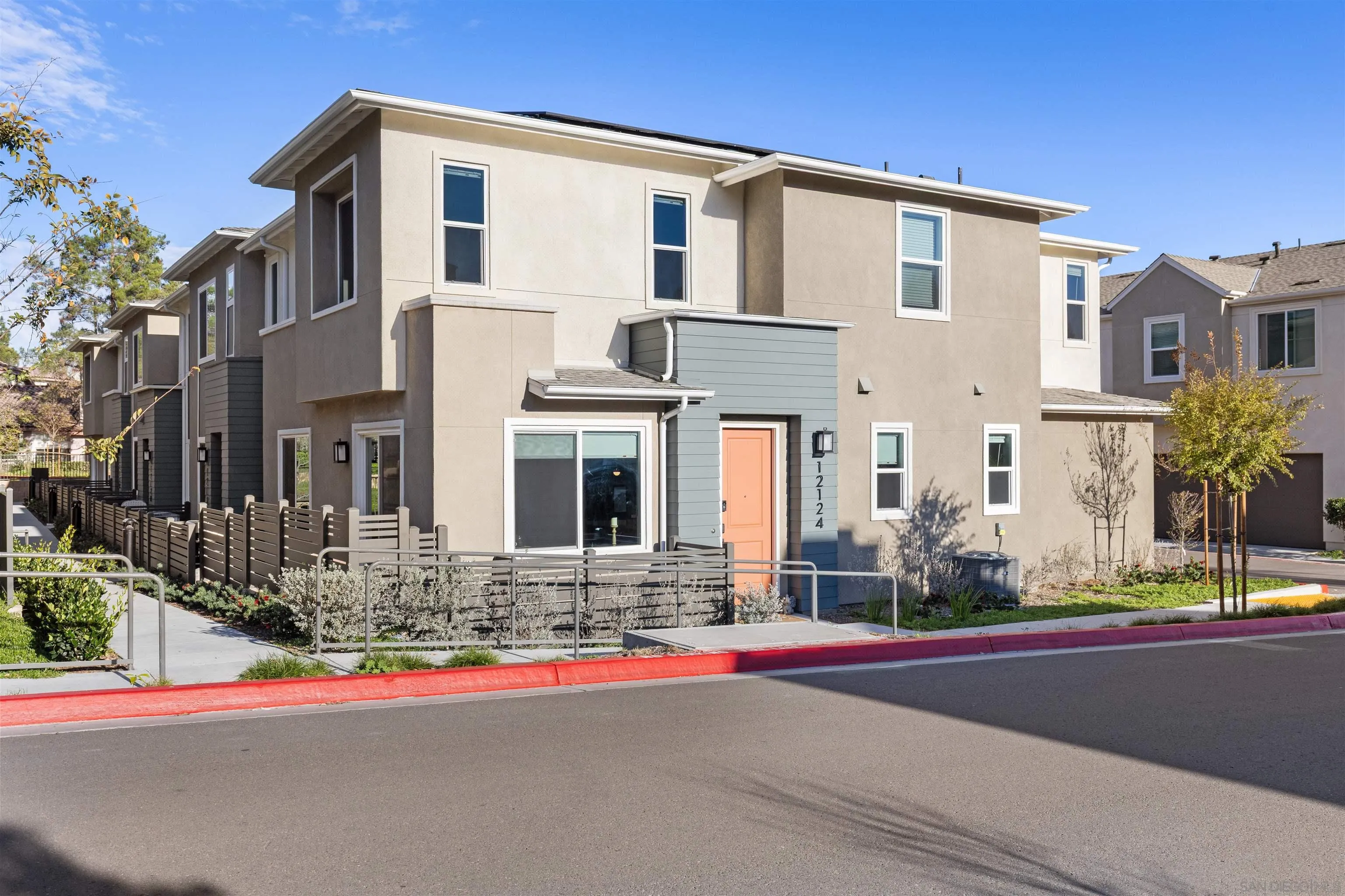 12124 Riley Ln