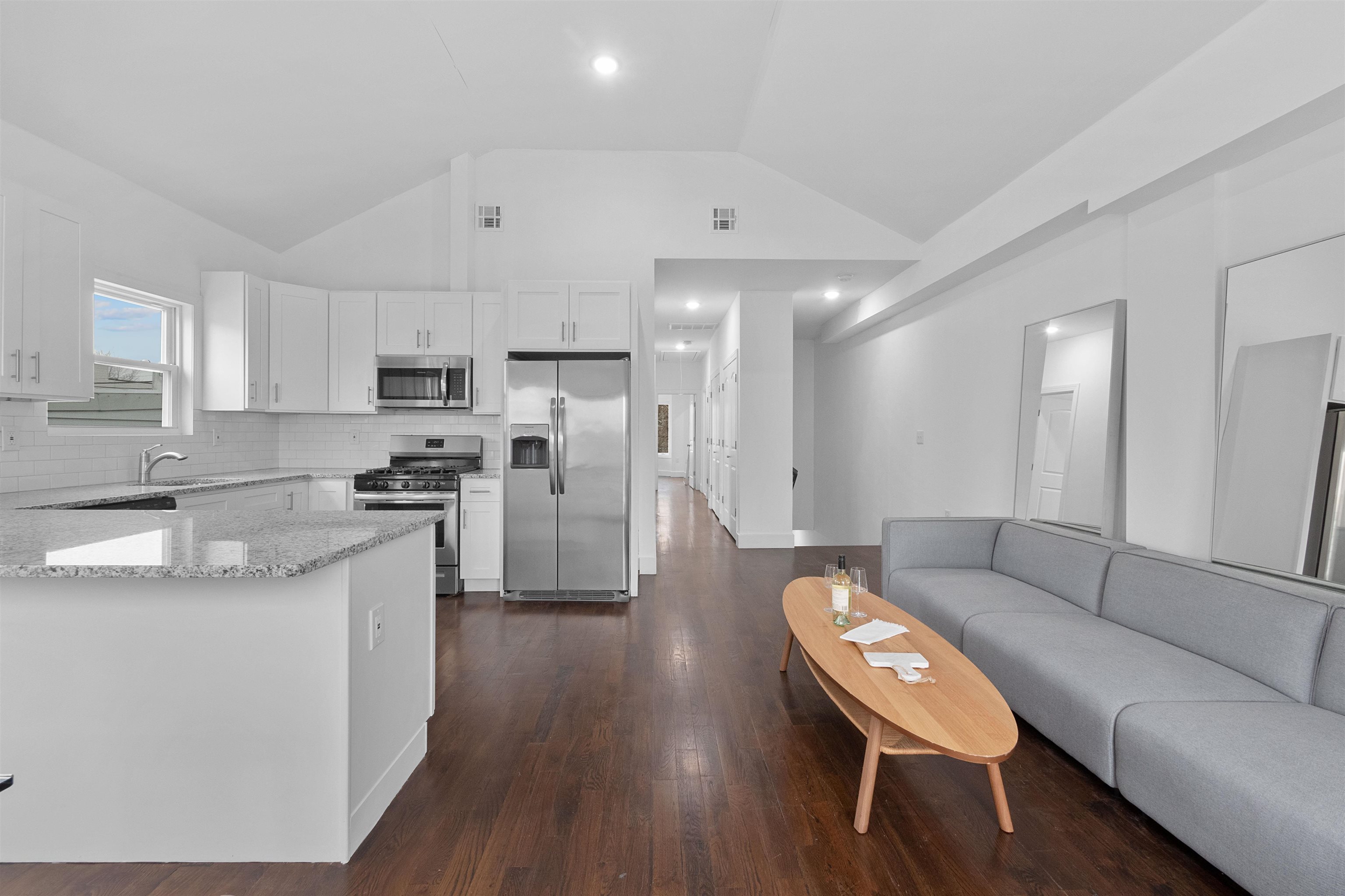 111 CHARLES ST Unit: 2