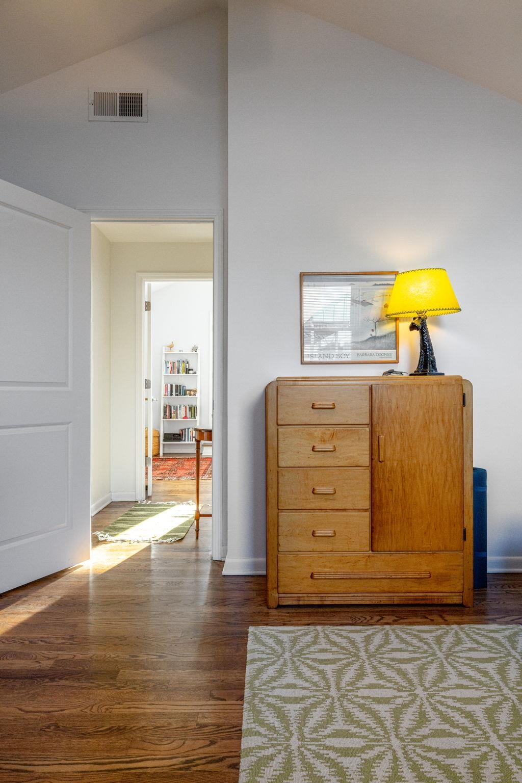 186 WAYNE ST Unit: 419D