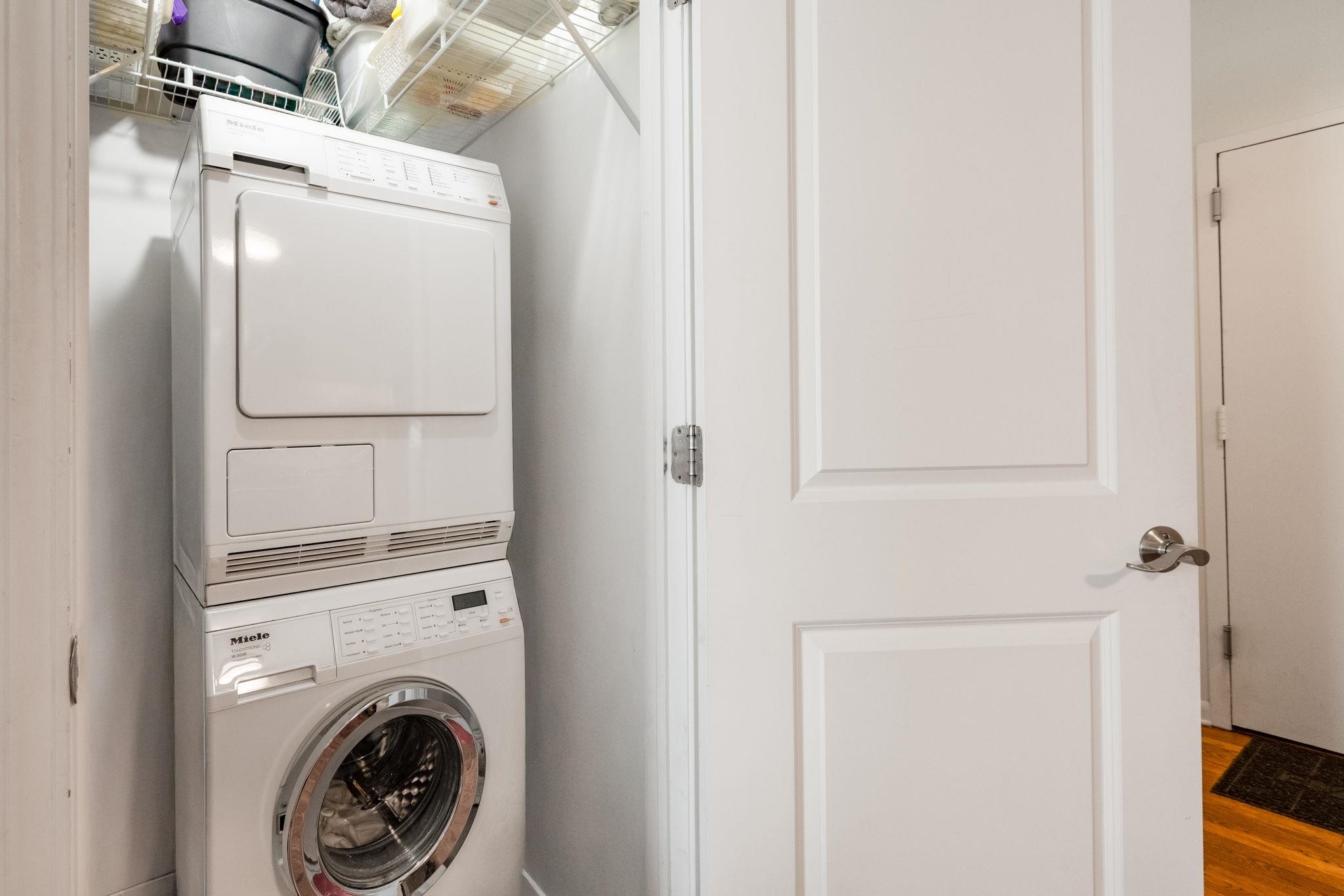 186 WAYNE ST Unit: 419D