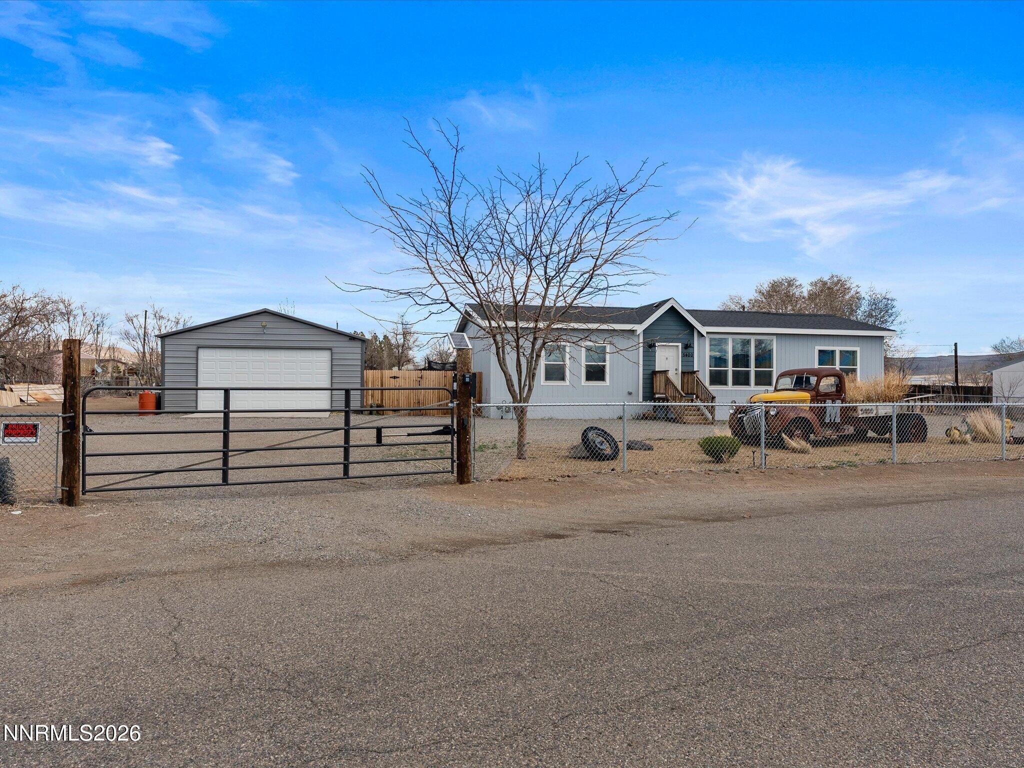 5400 Navajo Trail