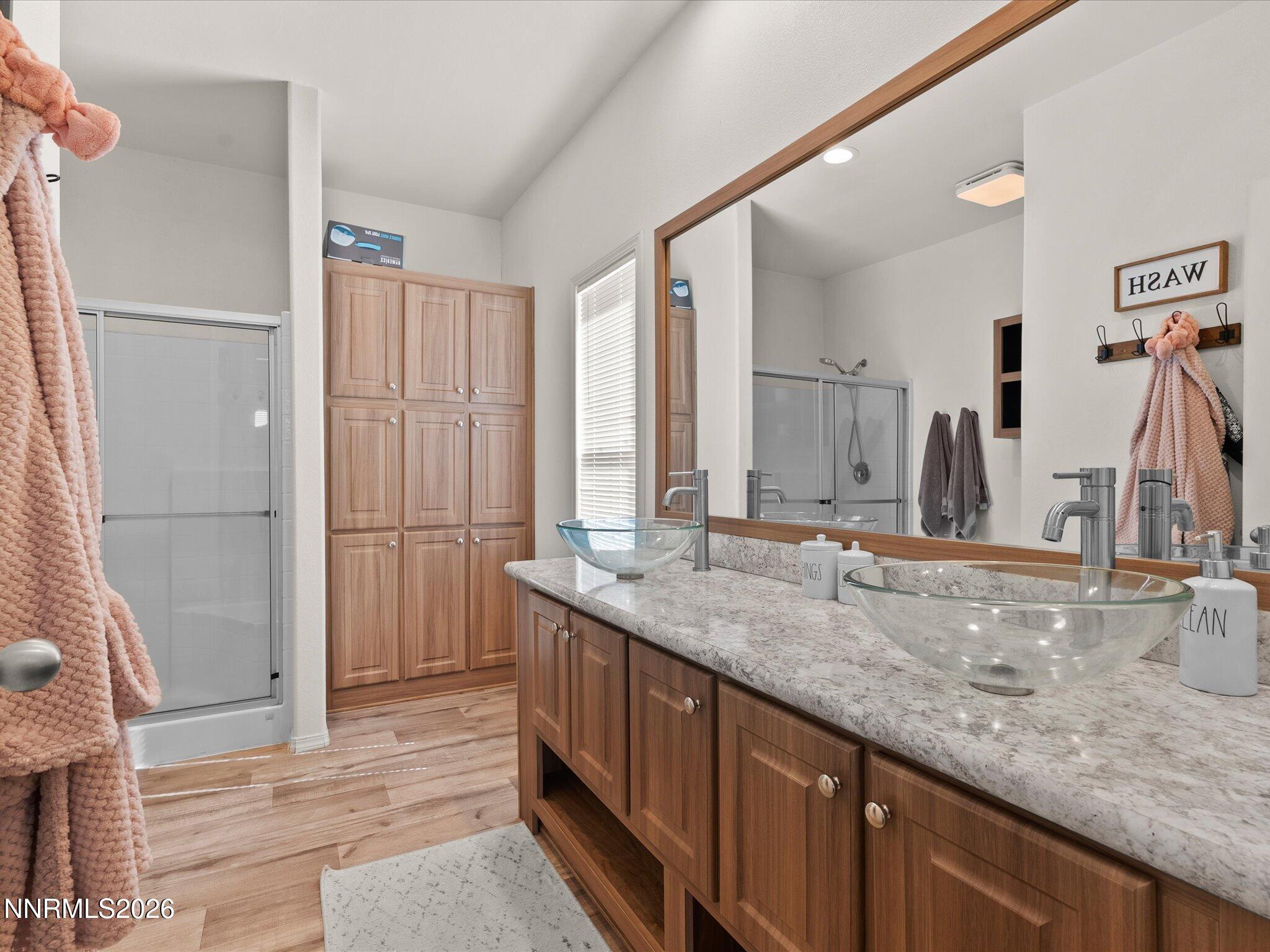 5400 Navajo Trail