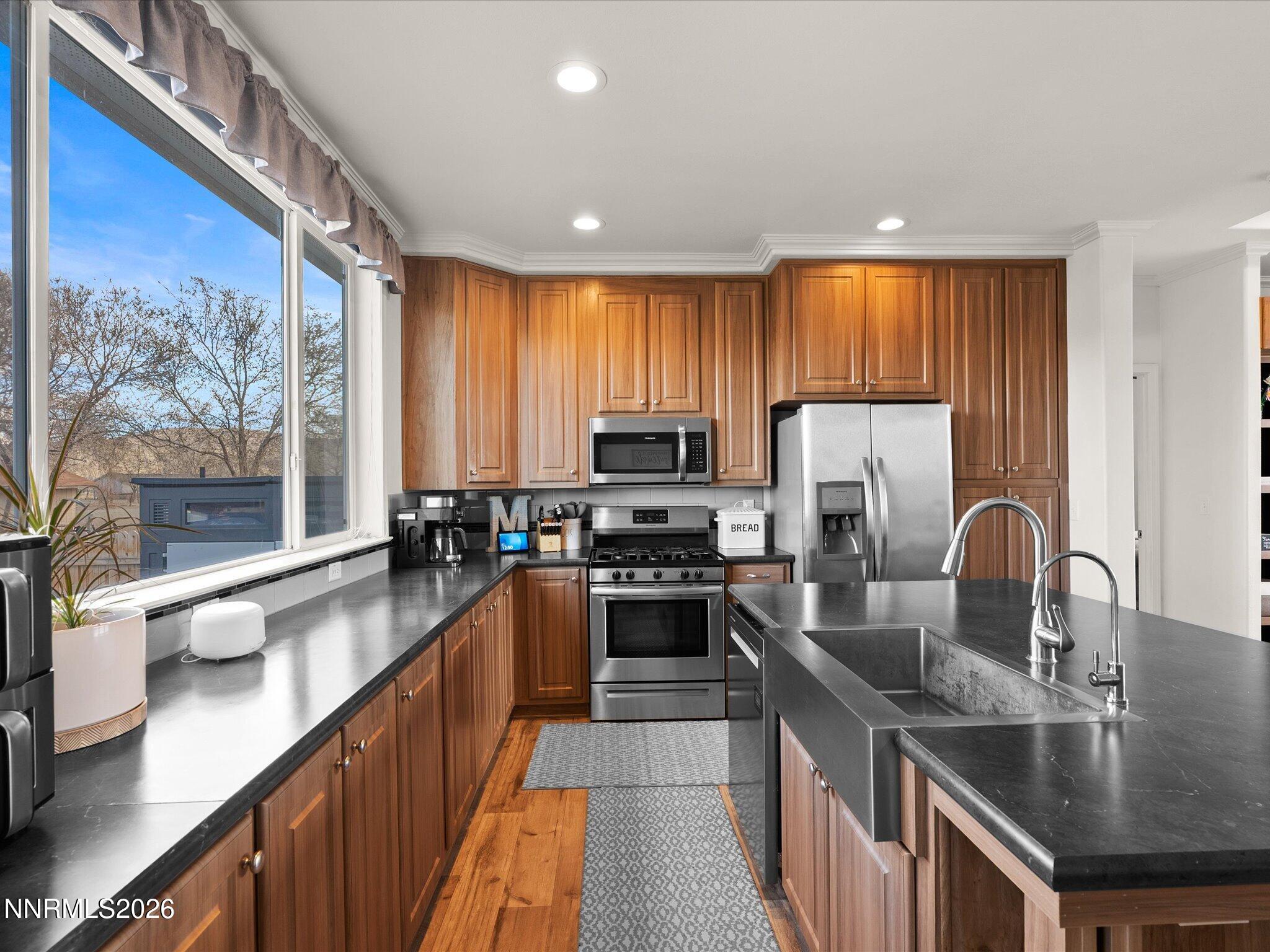 5400 Navajo Trail