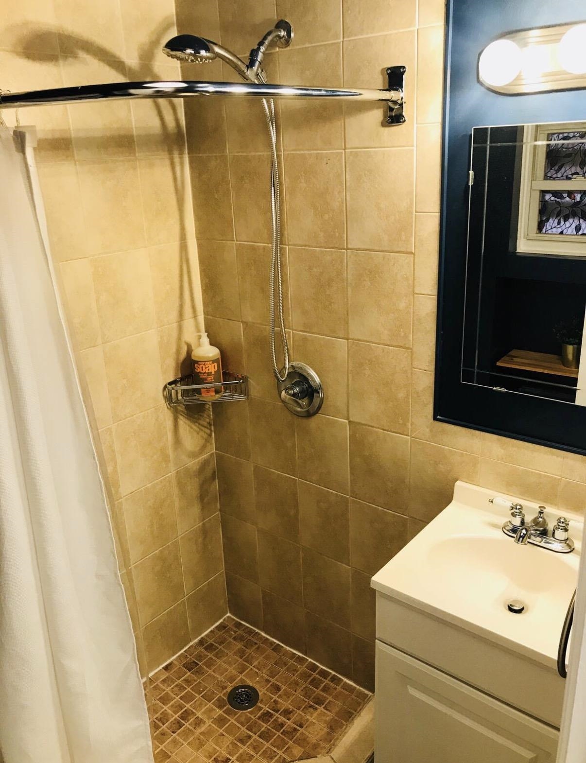 55 JEWETT AVE Unit: 1