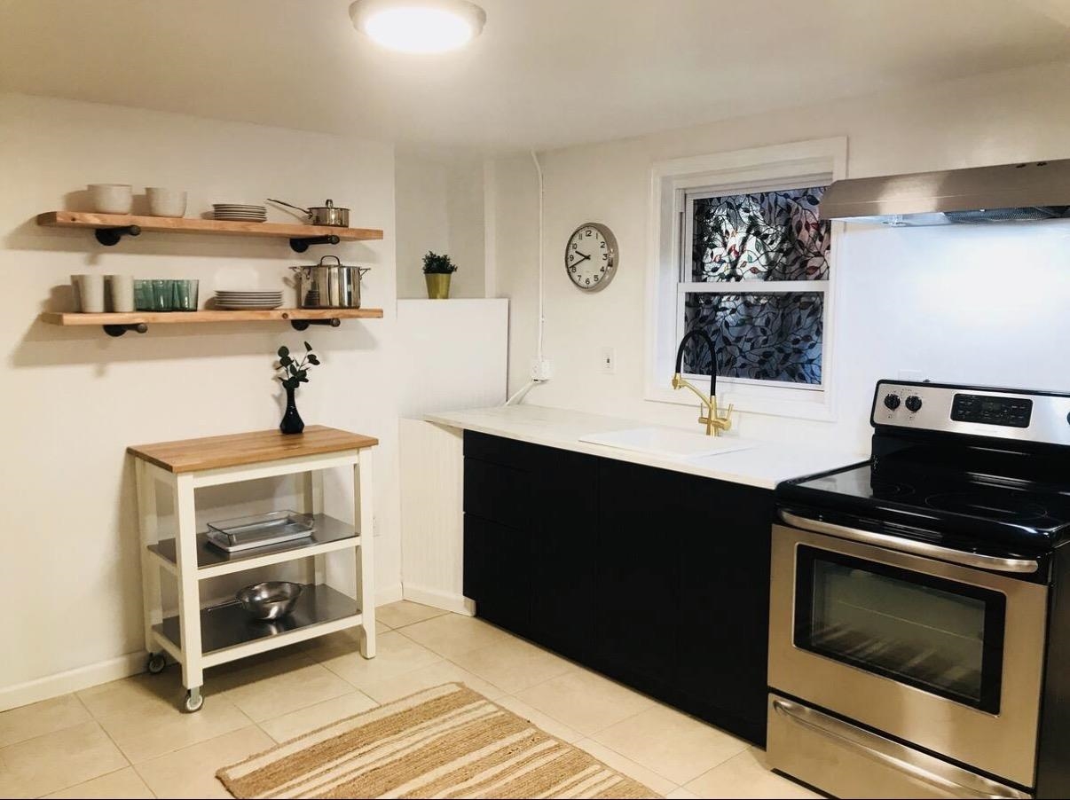 55 JEWETT AVE Unit: 1