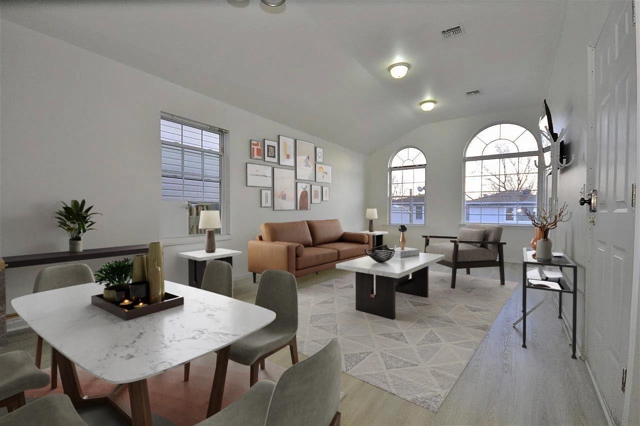 36 JEWETT AVE Unit: 2