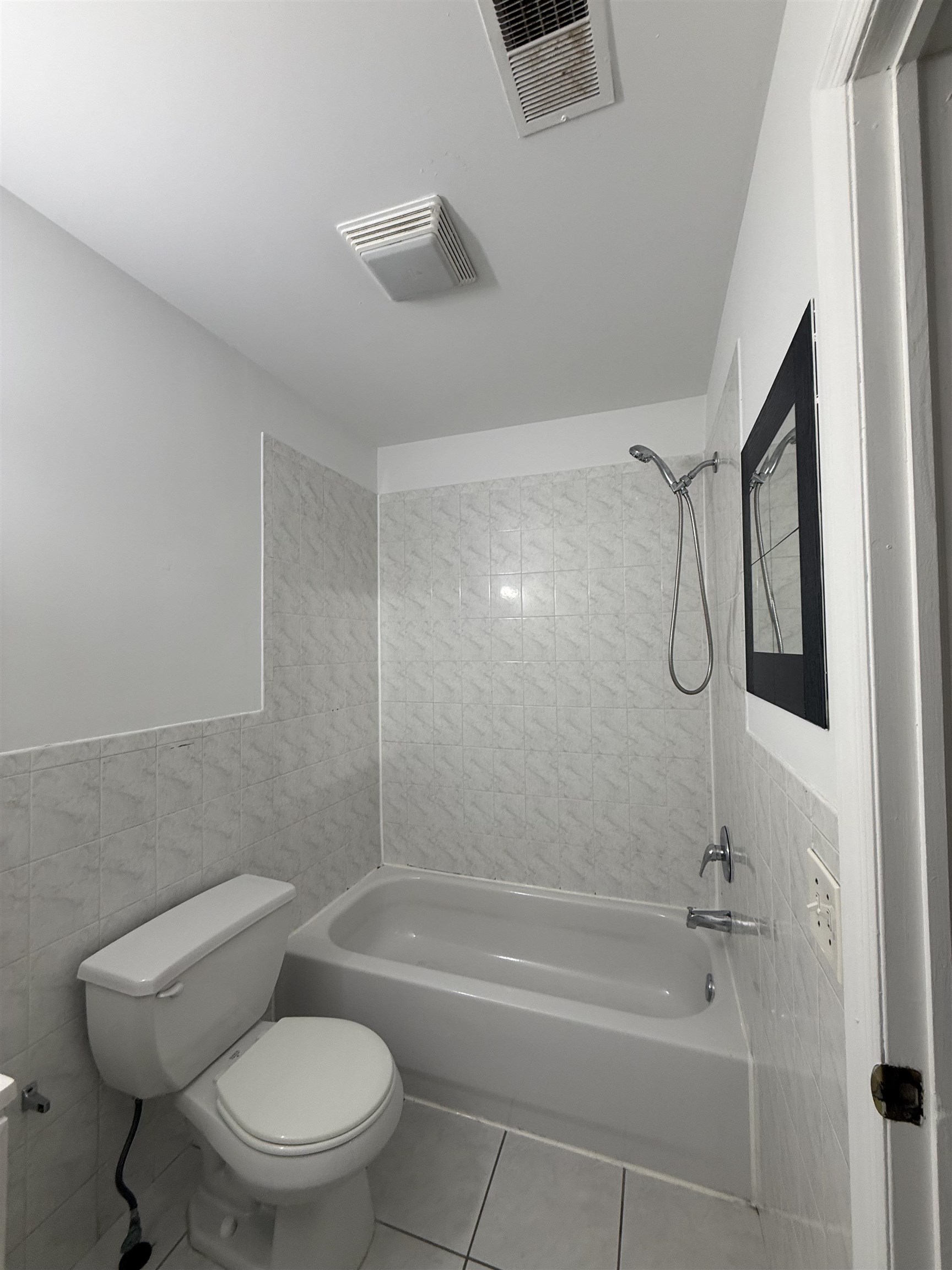 36 JEWETT AVE Unit: 2