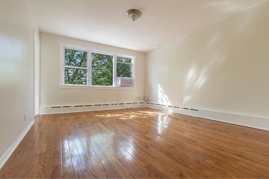 180 AVENUE F